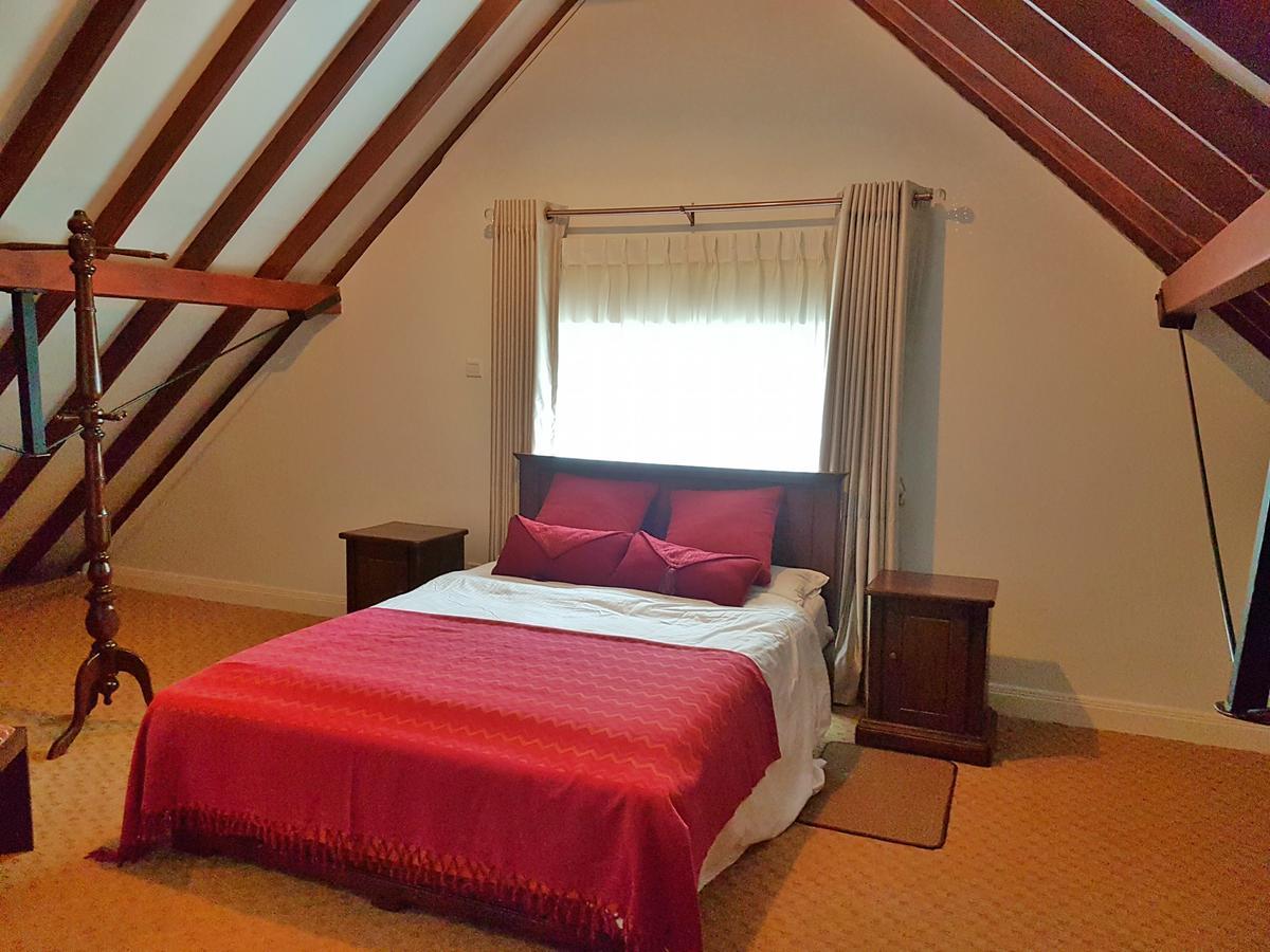 Cheltenham Cottage - Little England Cottages Нувара-Елія Екстер'єр фото